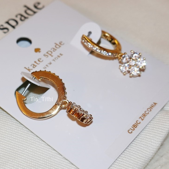 Kate Spade Flower Huggies - Picture 4 of 4